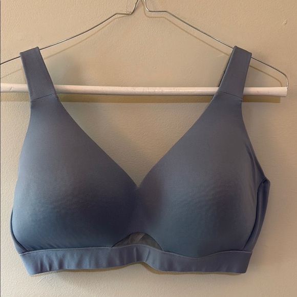 Cacique Comfort Bliss Blue Wireless Bra with Seamless Design 36DD - Picture 1 of 3